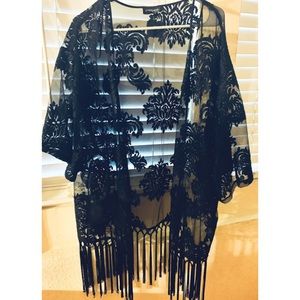 Topshop Sheer Kimono style with short sleeves!